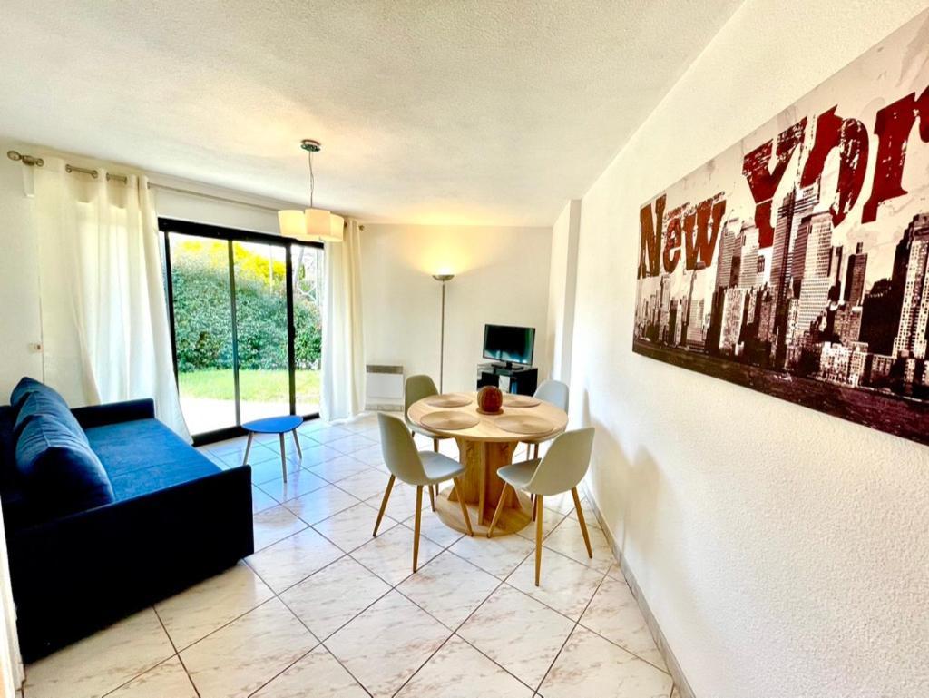 Charmant Rez De Jardin - 900M Plage De Pontaillac Daire Royan Dış mekan fotoğraf
